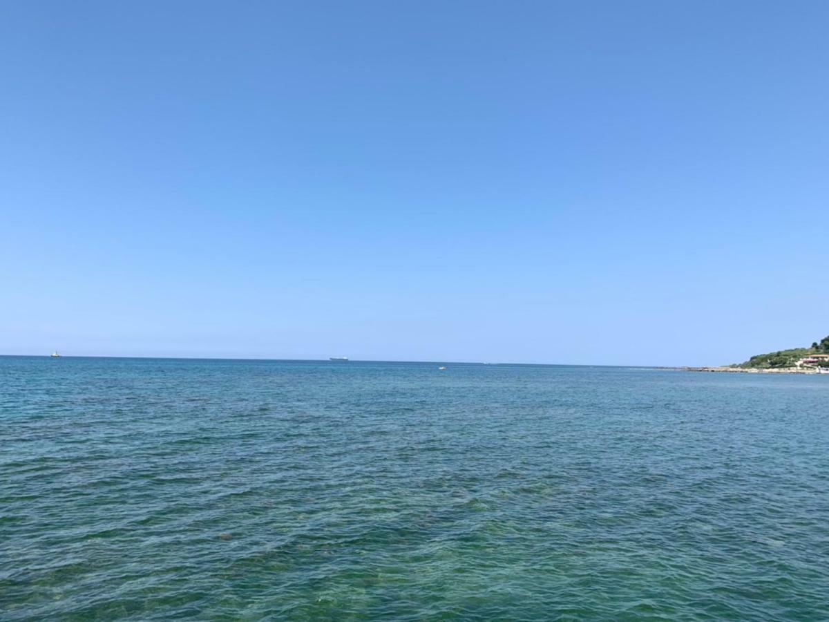 Hotel Ferrara Δυρράχιο Εξωτερικό φωτογραφία
