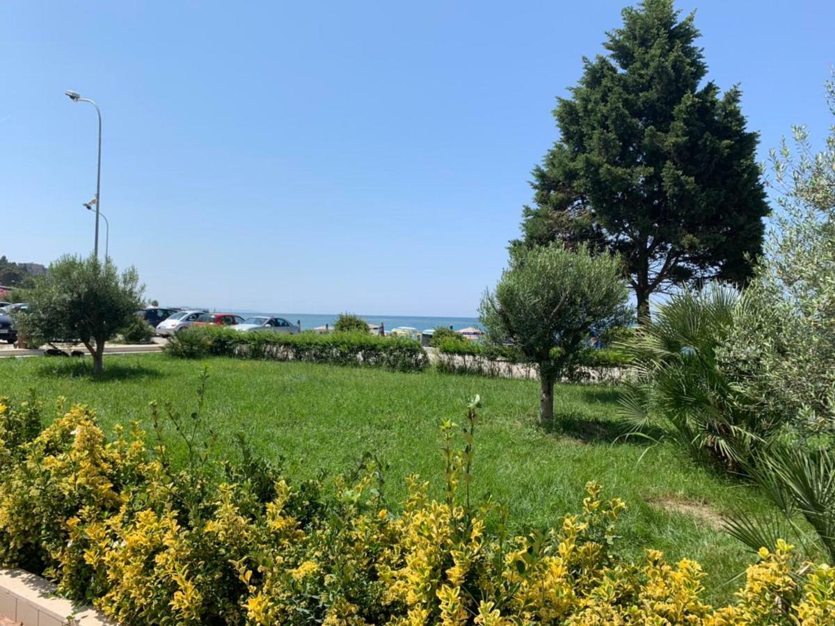 Hotel Ferrara Δυρράχιο Εξωτερικό φωτογραφία