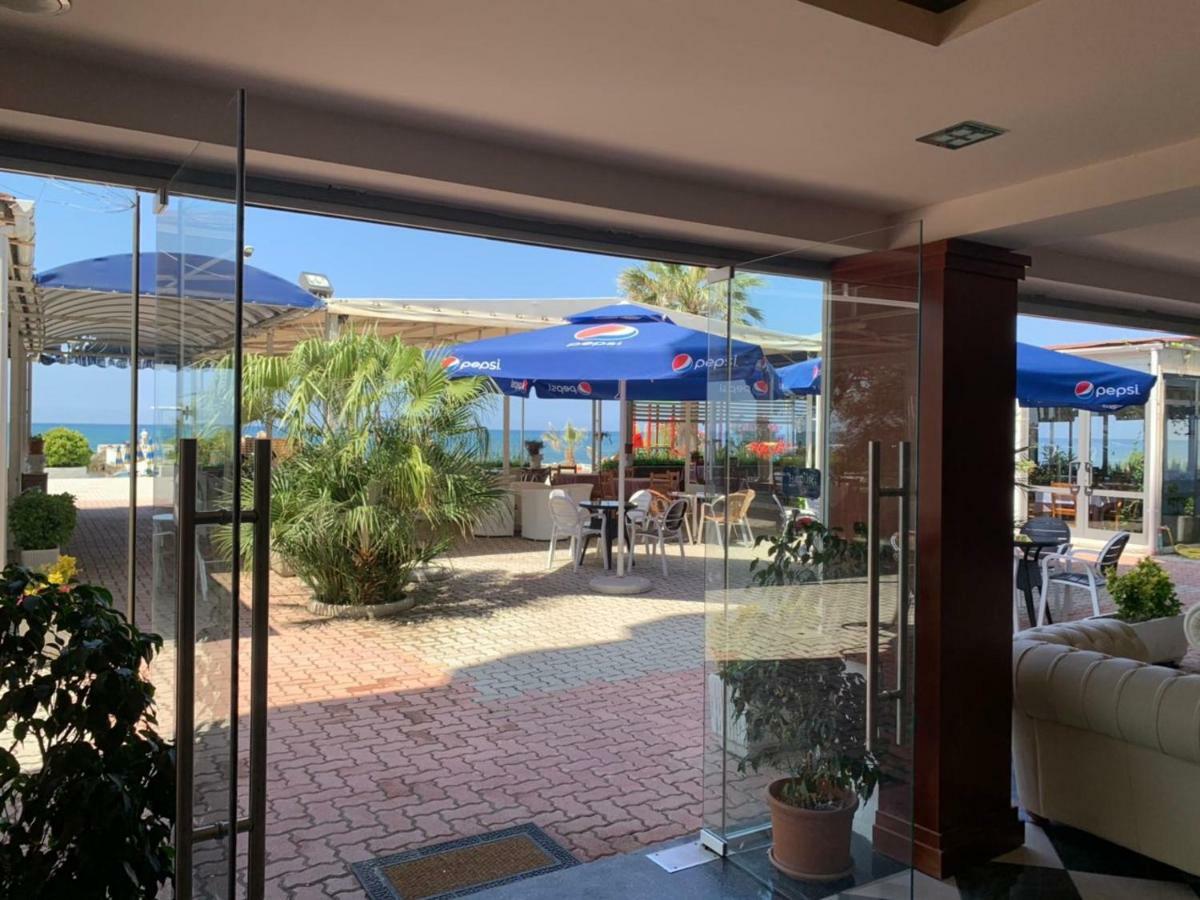 Hotel Ferrara Δυρράχιο Εξωτερικό φωτογραφία