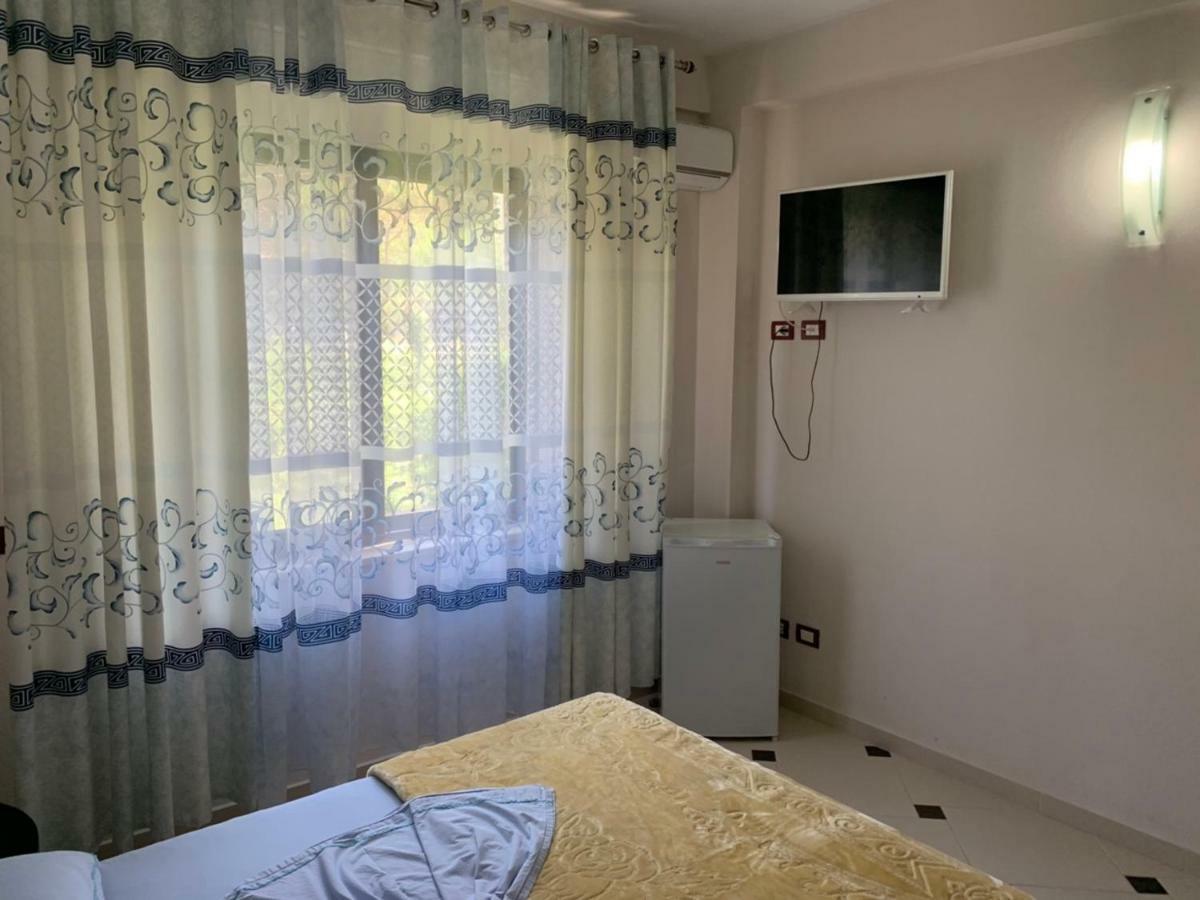 Hotel Ferrara Δυρράχιο Εξωτερικό φωτογραφία
