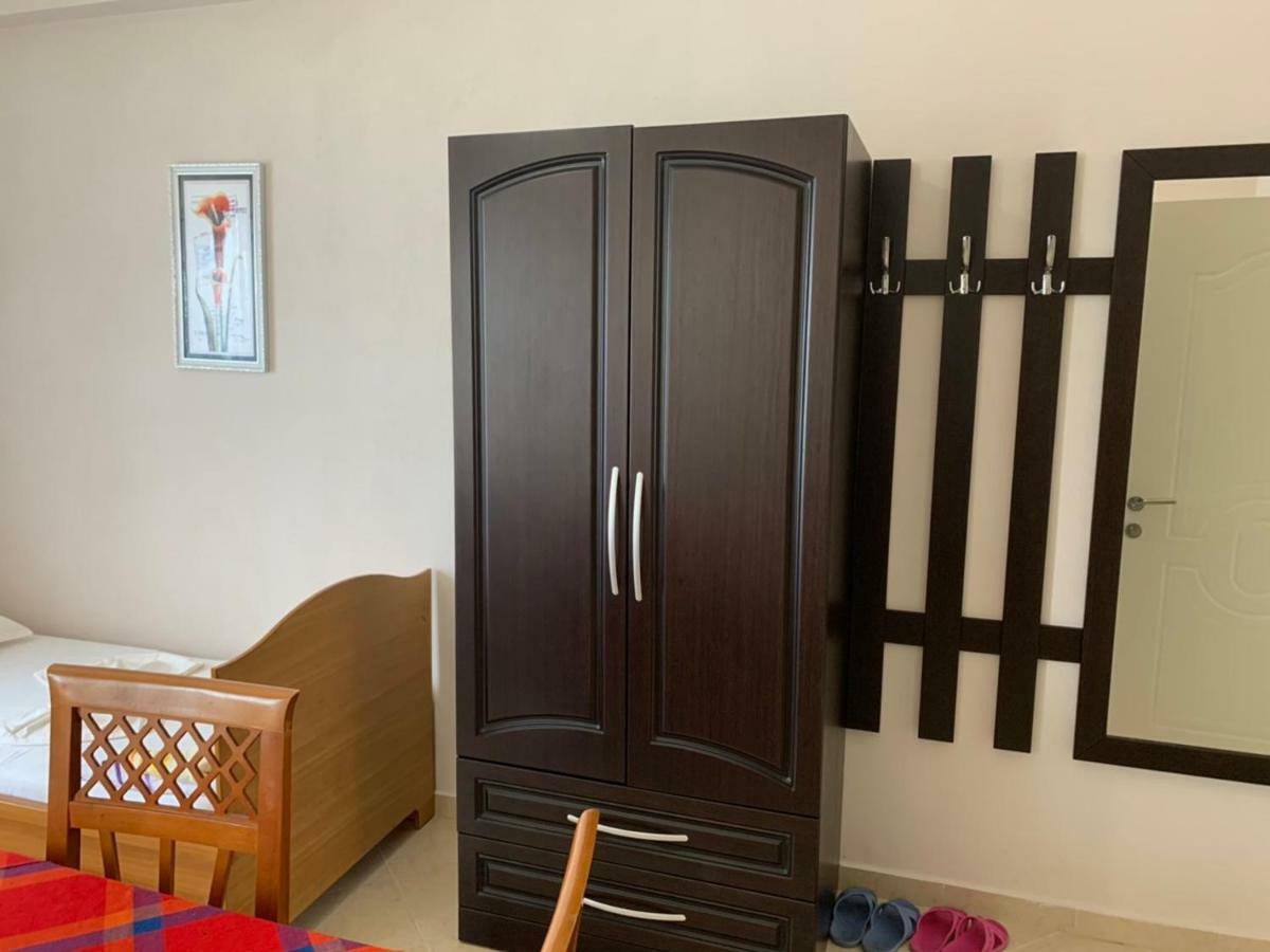 Hotel Ferrara Δυρράχιο Εξωτερικό φωτογραφία