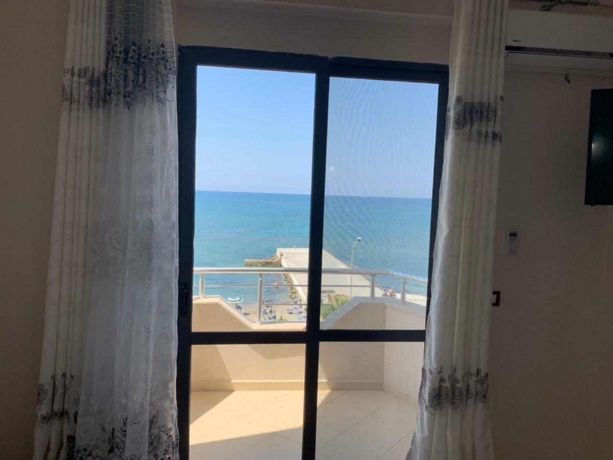 Hotel Ferrara Δυρράχιο Εξωτερικό φωτογραφία